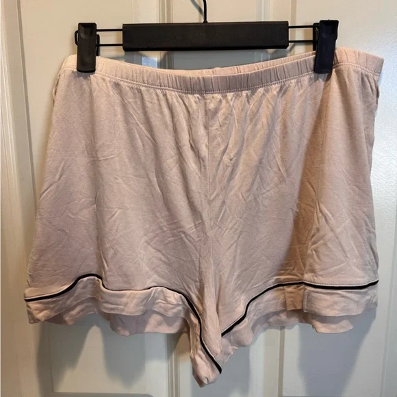 Stars Above Cream Pajama Set with Black Piping - Picture 6 of 6